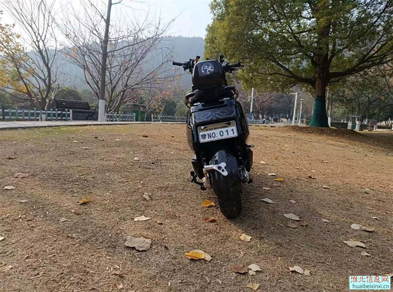 出售小牛电摩